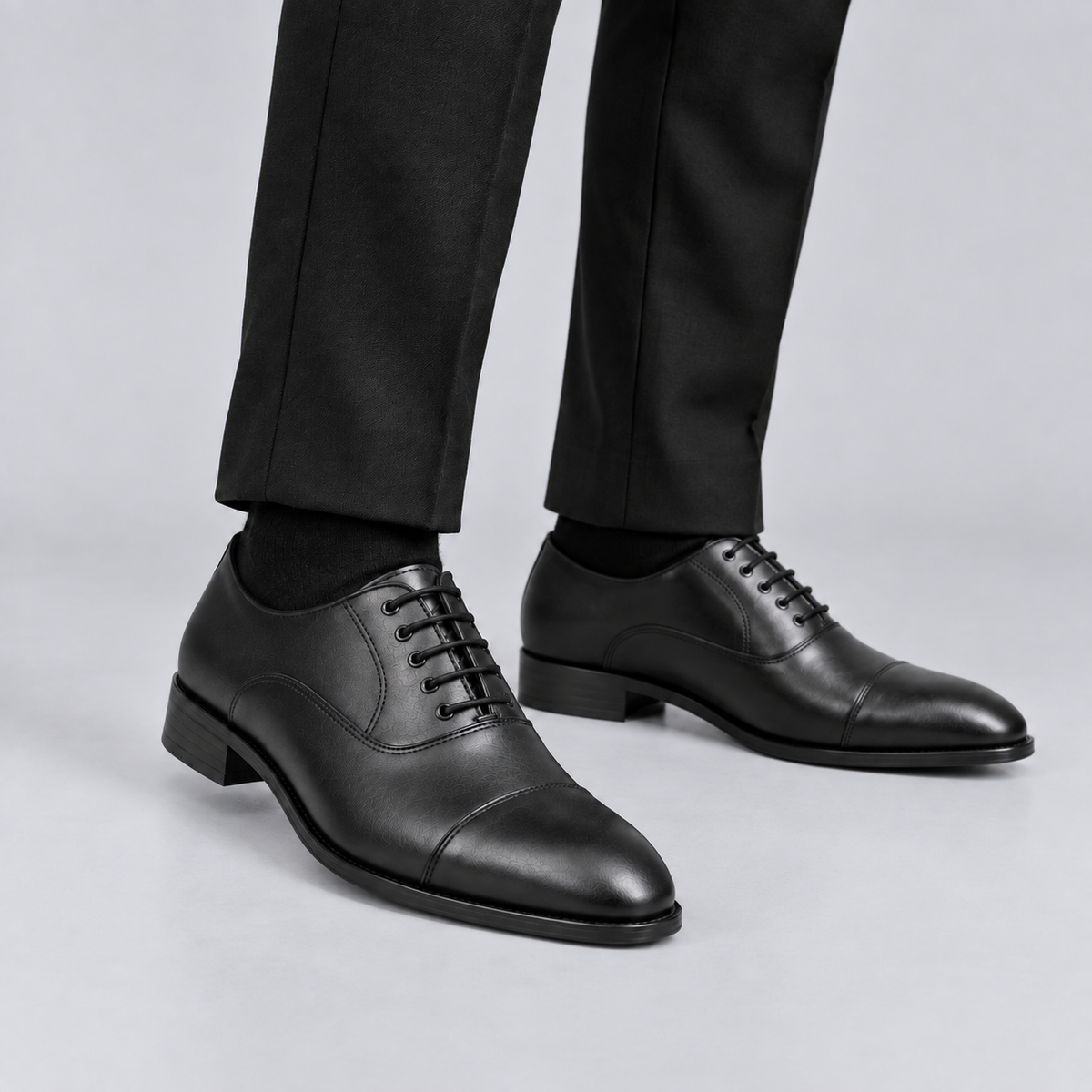 Men’s Classic Black Cap-Toe Oxford Dress Shoes