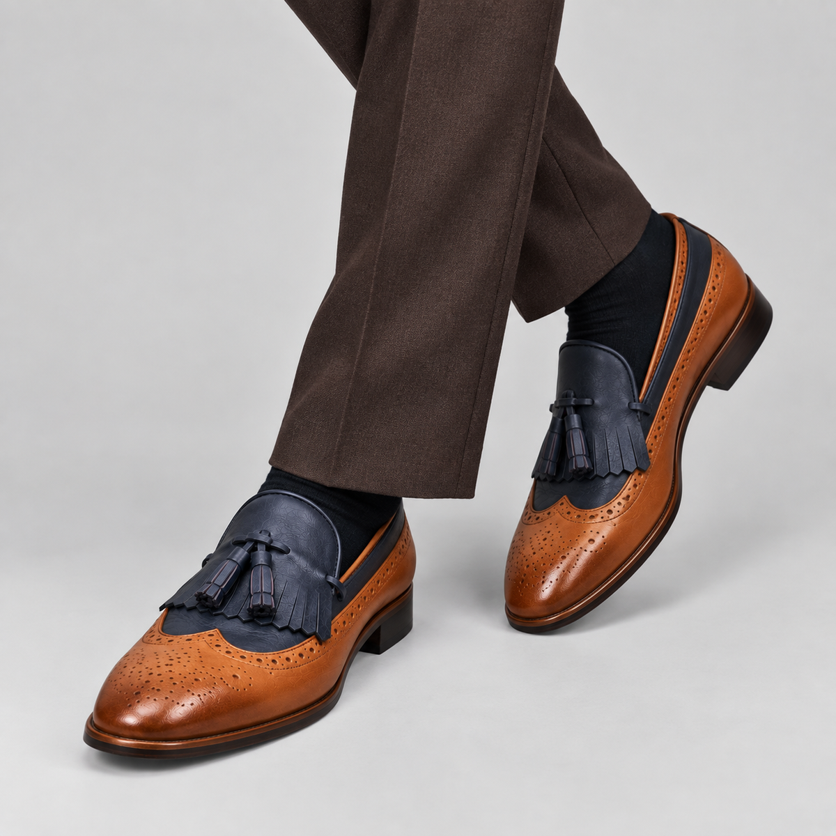 Classic Men's Two-Tone Wingtip Loafers