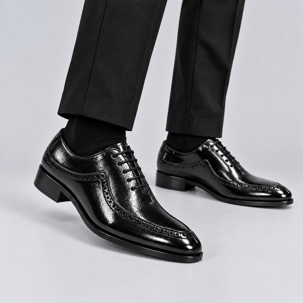 Men’s Black Glossy Leather Brogue Wingtip Oxford Shoes